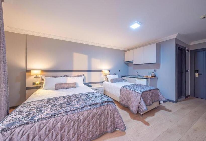 غرفة قياسية ثلاثية, Safranbolu çelebi̇ Otel