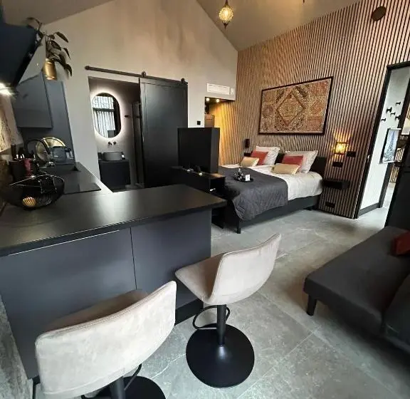 キングサイズベッドのデラックスルーム, Bed & Breakfast Bybreg