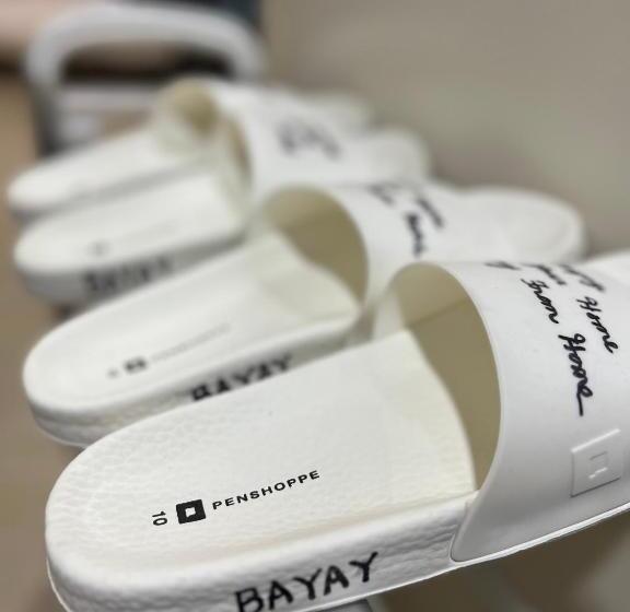 סטודיו סטנדרטי נוף לגינה, Brand New Studio W/ Washer In Manhattan Plaza Tower Ll