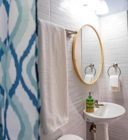 Апартаменты 1 Спальня с Балконом, Coliving7 Aparta Hotel & Habitaciones