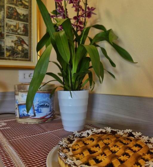 اتاق خانوادگی با چشم‌انداز باغ, Agriturismo Le Orchidee Di Corazza