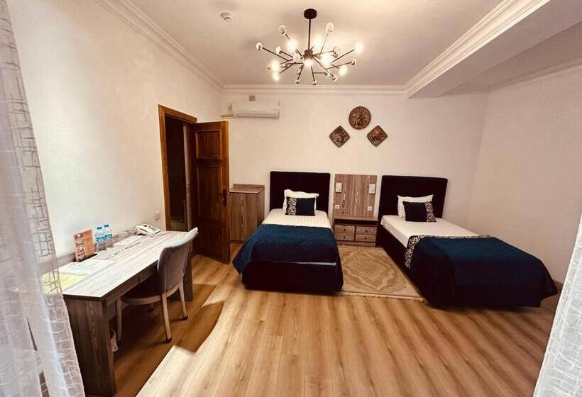 豪华房间, Asal Boutique