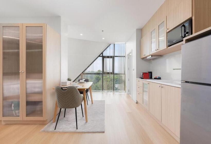 Номер Deluxe, Naka Raj Escape