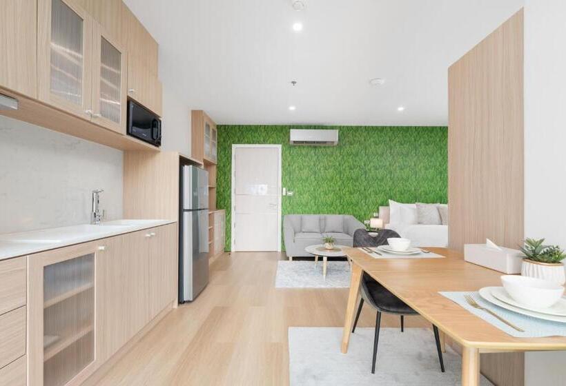 Номер Deluxe, Naka Raj Escape