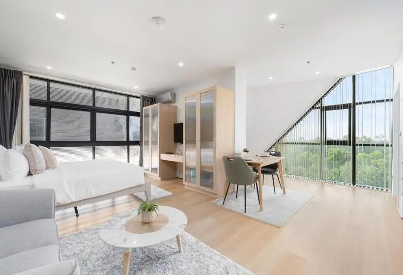 Deluxe-huone, Naka Raj Escape