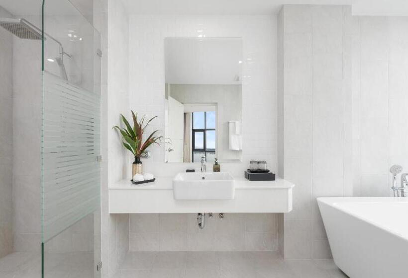 Люкс 2 Спальни, Naka Raj Escape