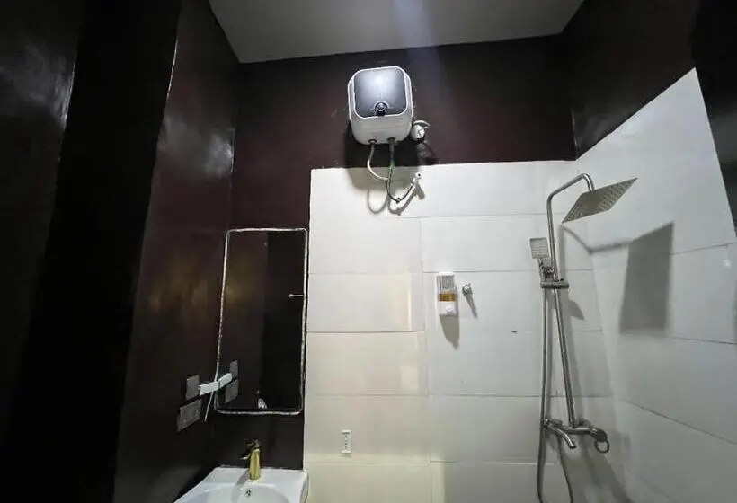اتاق استاندارد, Hq Hotel And Lounge