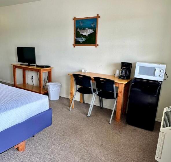 Номер Стандарт, Lakeside Motel, Cabins And Rv