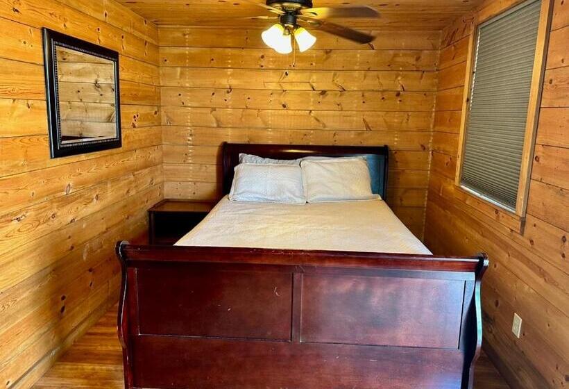 Семейное Бунгало, Lakeside Motel, Cabins And Rv