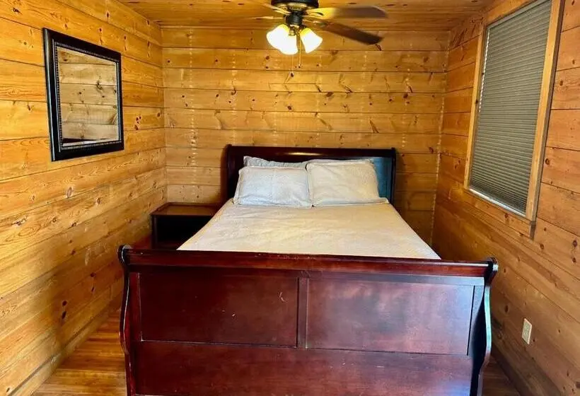 Perhebungalow, Lakeside Motel, Cabins And Rv