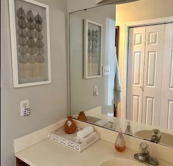 Дом 3 Спальни, Lakeside Motel, Cabins And Rv