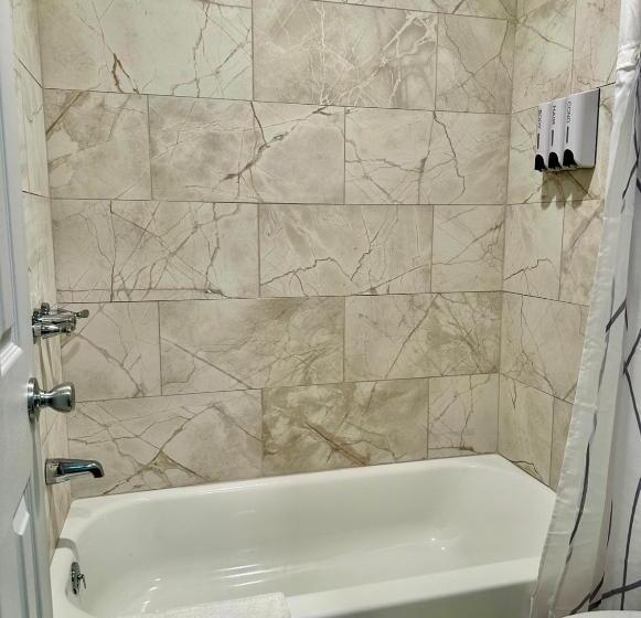 Номер Deluxe, Lakeside Motel, Cabins And Rv