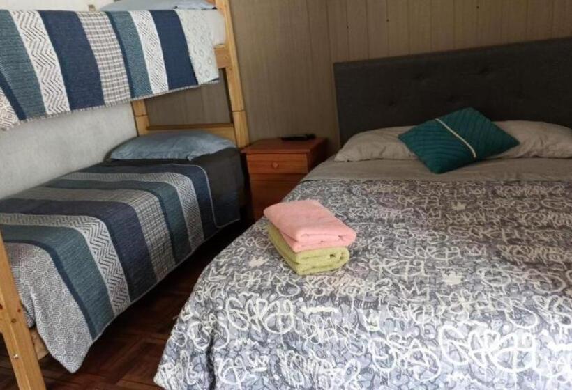 浴室共有スタンダード４人用ルーム, Hostal Gloria Viña