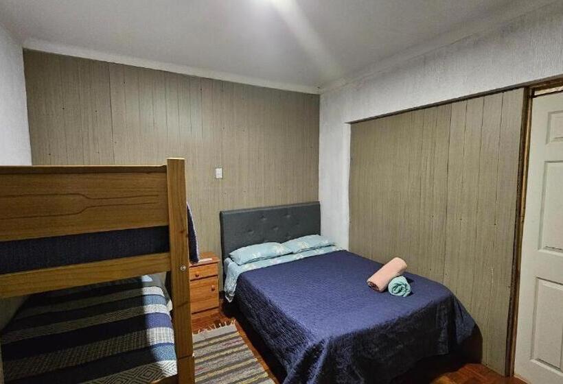 浴室共有スタンダード４人用ルーム, Hostal Gloria Viña