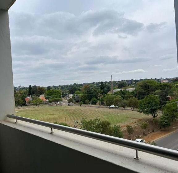 Apartamento 1 Dormitório com Sacada, Regency Apartment Hotel St@y