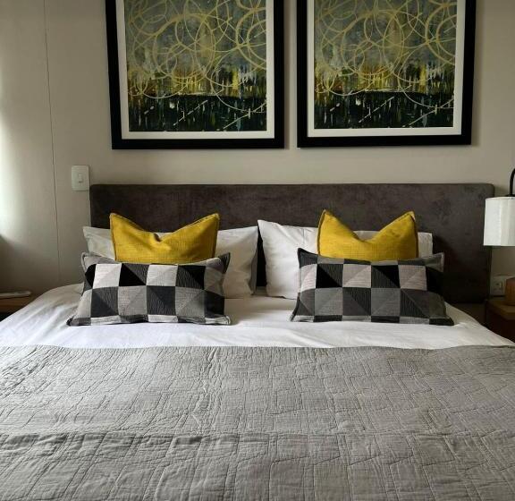Apartamento 1 Dormitório com Sacada, Regency Apartment Hotel St@y