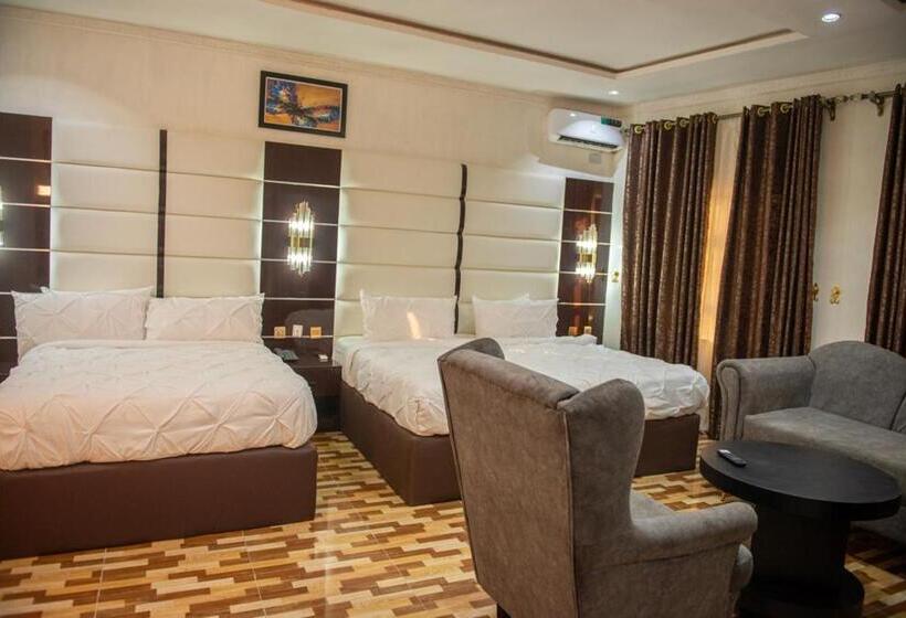 سوئیت با بالکن, Abada Luxury Hotel And Suites