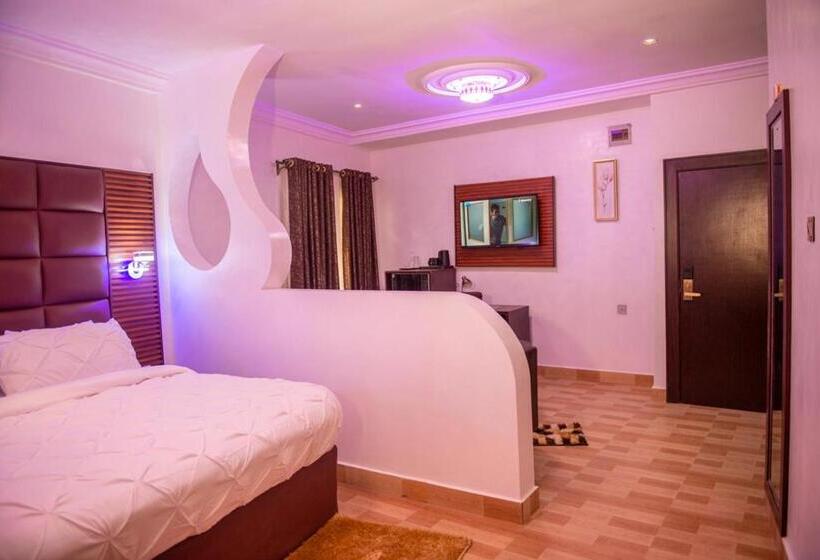 اتاق لوکس با تخت بزرگ, Abada Luxury Hotel And Suites