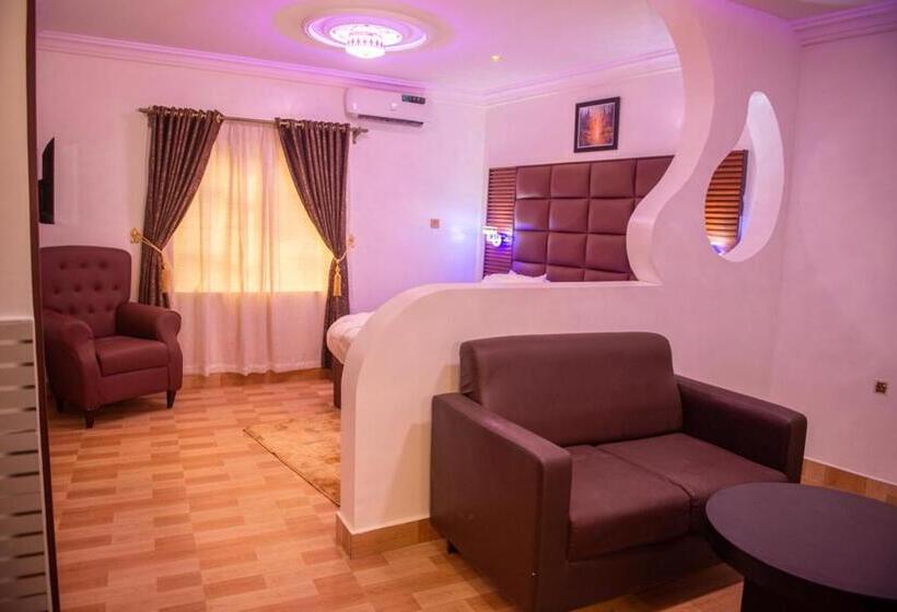 اتاق لوکس با تخت بزرگ, Abada Luxury Hotel And Suites