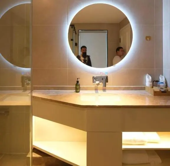 コンフォートルーム, Baian Art Hotel Luzhou