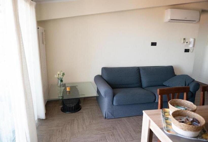 شقة غرفة واحدة مزودة بتراس, B&b Vista Mare Con Terrazzo