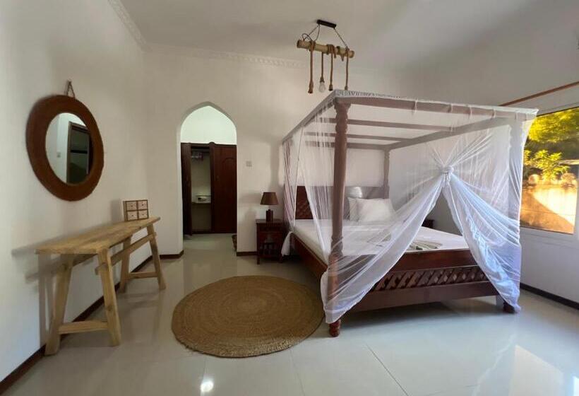 غرفة ديلوكس سرير كينج, Ukaya Villa