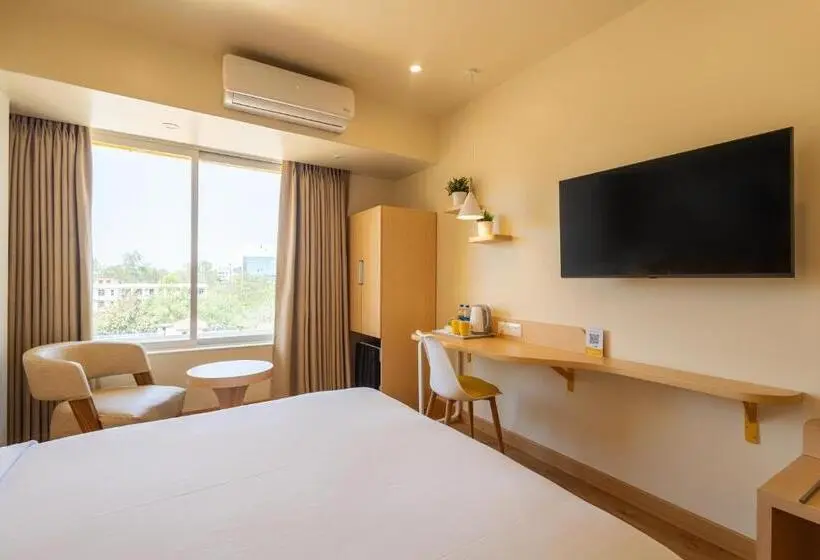 Camera Standard, Bloom Hotel   Ranchi