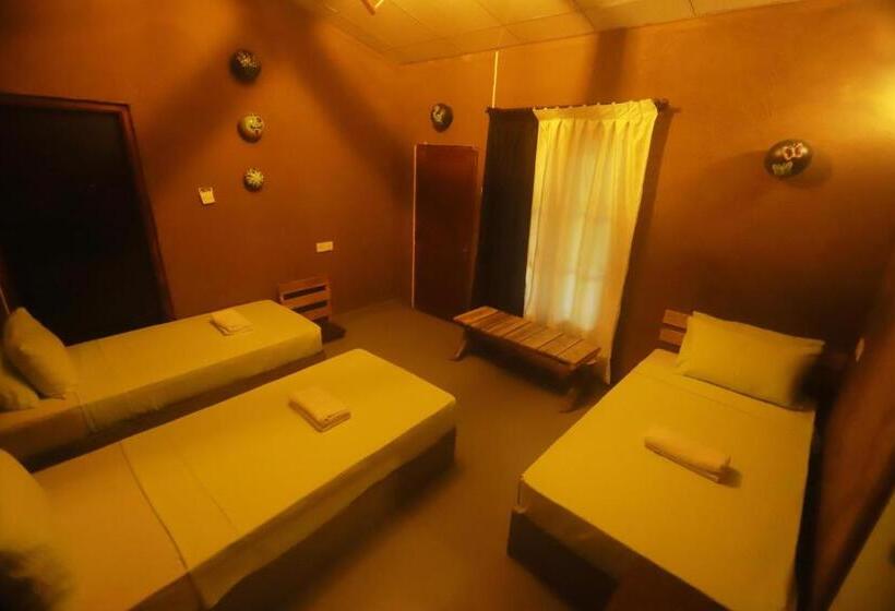 Трехместный Номер Deluxe, Dinna Nature Hostel