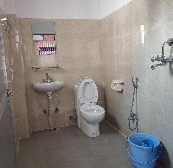 اتاق لوکس, Krishna Inn