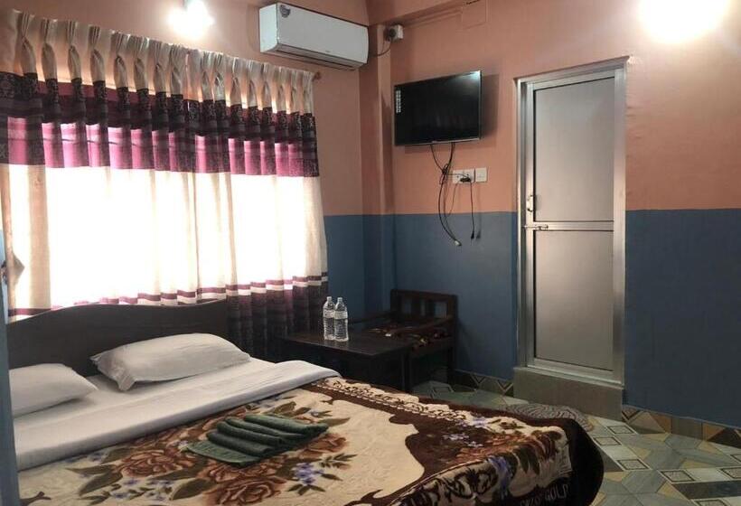 اتاق لوکس, Krishna Inn