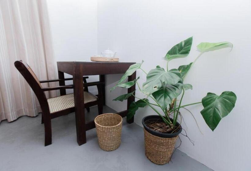 디럭스 룸, Prasith’s Place