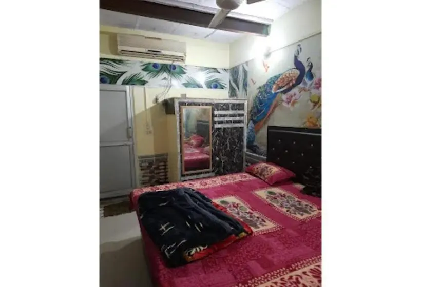 デラックスルーム, Rajdarbar Uttar Pradesh
