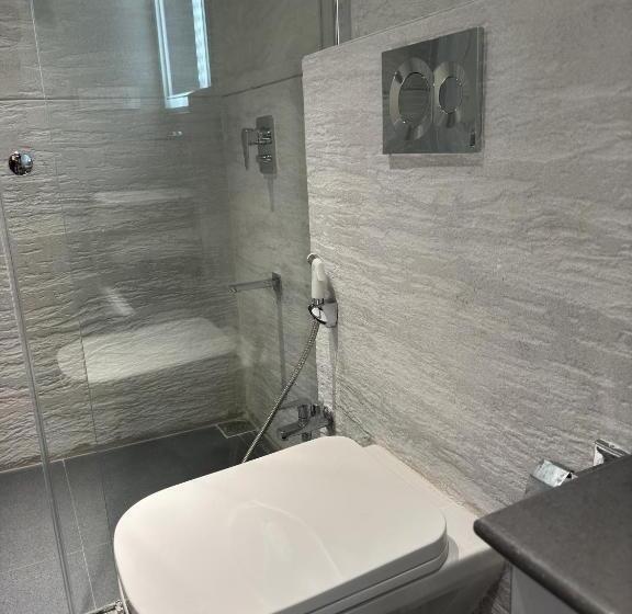 デラックスルーム, Sky Suites By The Lazy Host