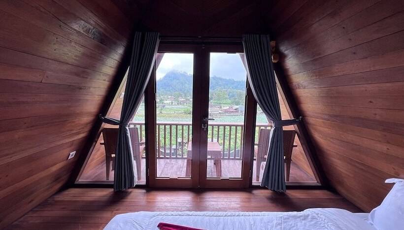 חדר משפחתי, Umah Nanda Kintamani