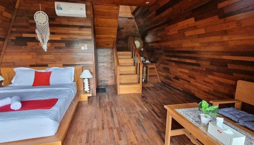 חדר משפחתי, Umah Nanda Kintamani