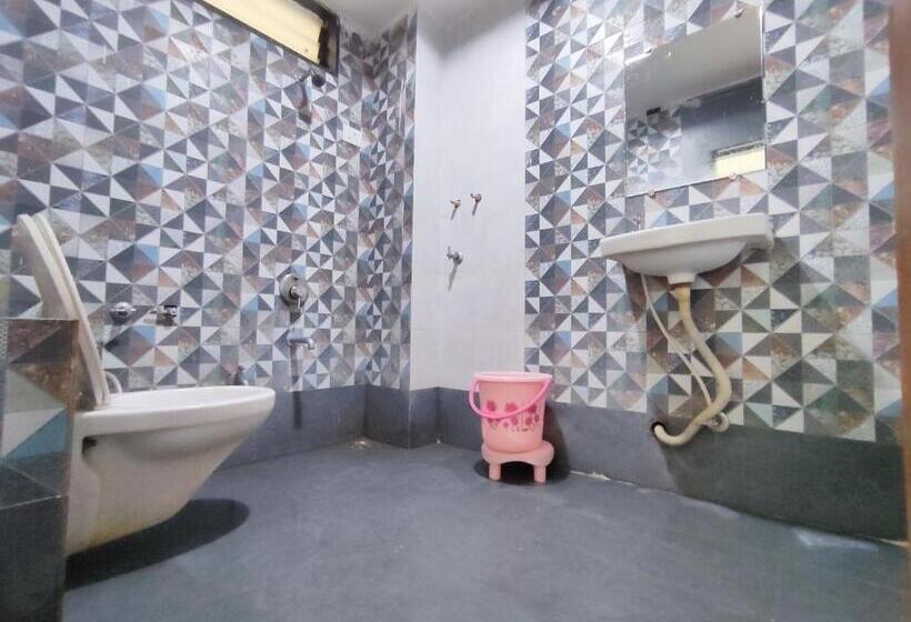 חדר דלוקס, Vraj