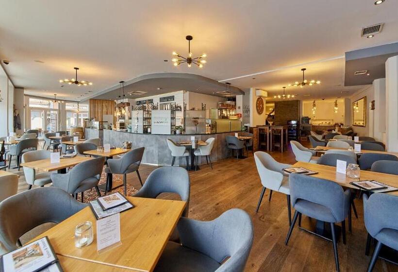 חדר אקונומי, Moselhotel Römischer Kaiser