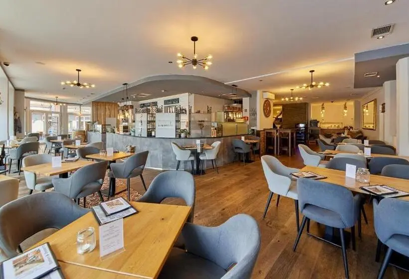 エコノミールーム, Moselhotel Römischer Kaiser `staffuntil5pm`earlybirdbreakfast`cityparking