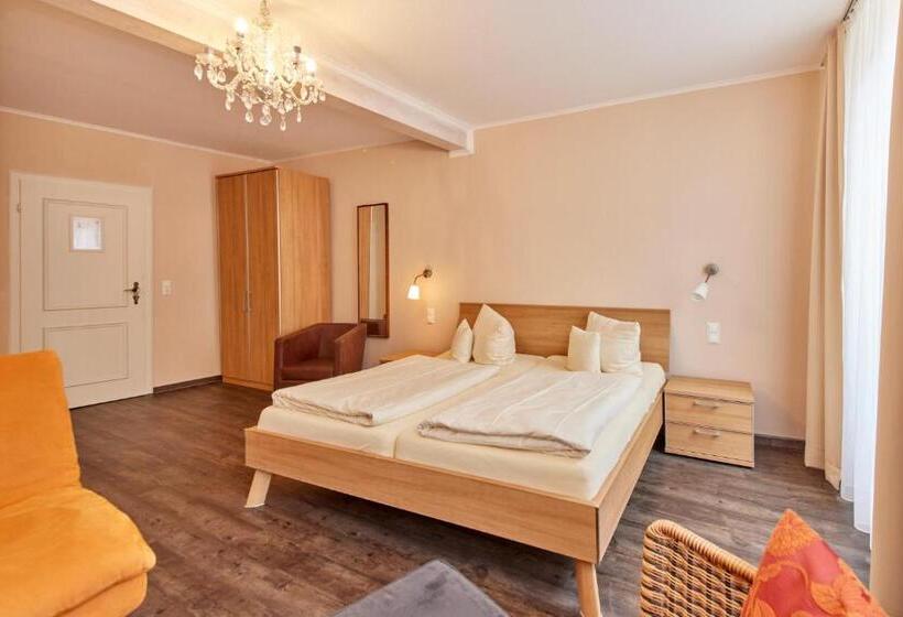 חדר אקונומי, Moselhotel Römischer Kaiser