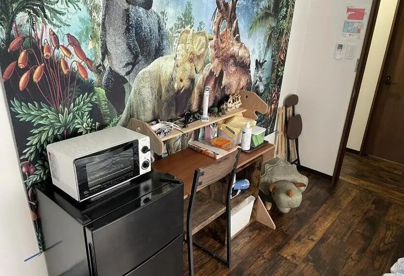 スタンダード4人部屋, 11月フルリフォーム 12月オープン恐竜一色ゲストハウスdinosaur Guesthouse