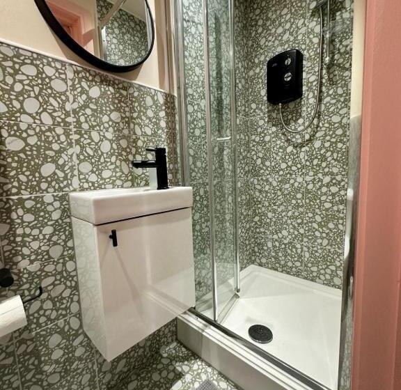 חדר סטנדרט, Cozy En Suite Loft In Trendy Local