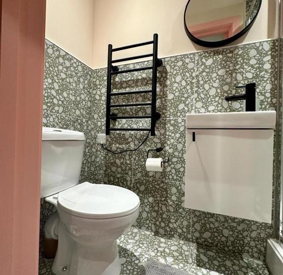 חדר סטנדרט, Cozy En Suite Loft In Trendy Local