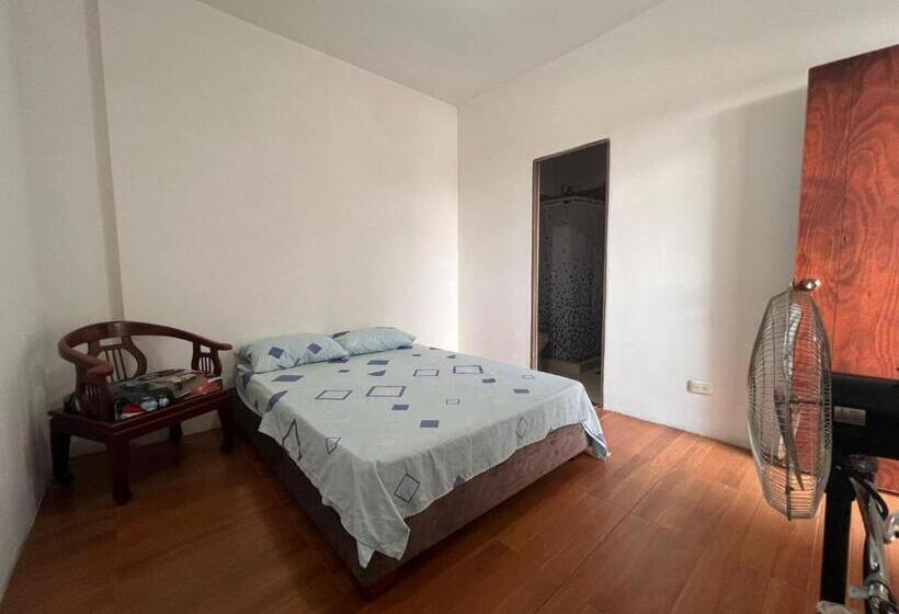 コンフォートトリプルルーム, Epifania Hostel