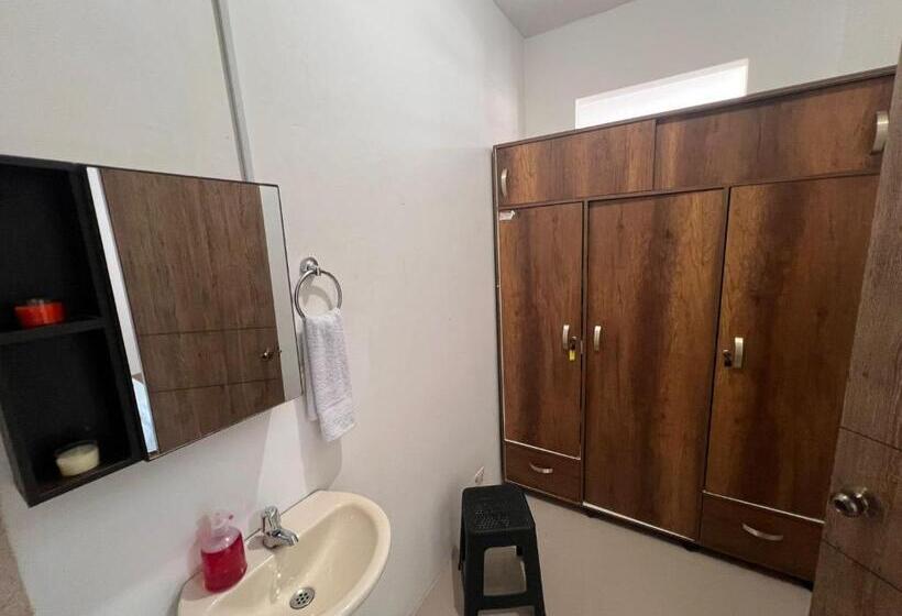 اتاق راحتی سه تخته, Epifania Hostel