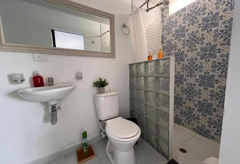 اتاق استاندارد چهار تخته, Epifania Hostel