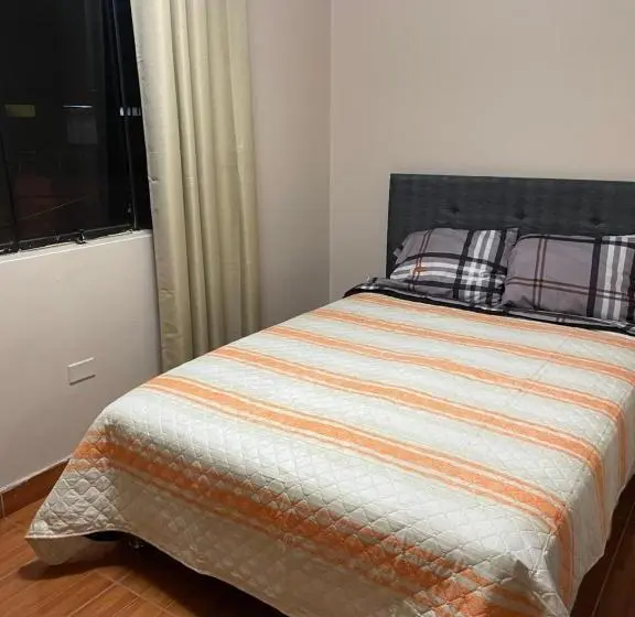Standardrum, Hostal Alborada