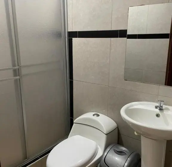 Standardrum, Hostal Alborada