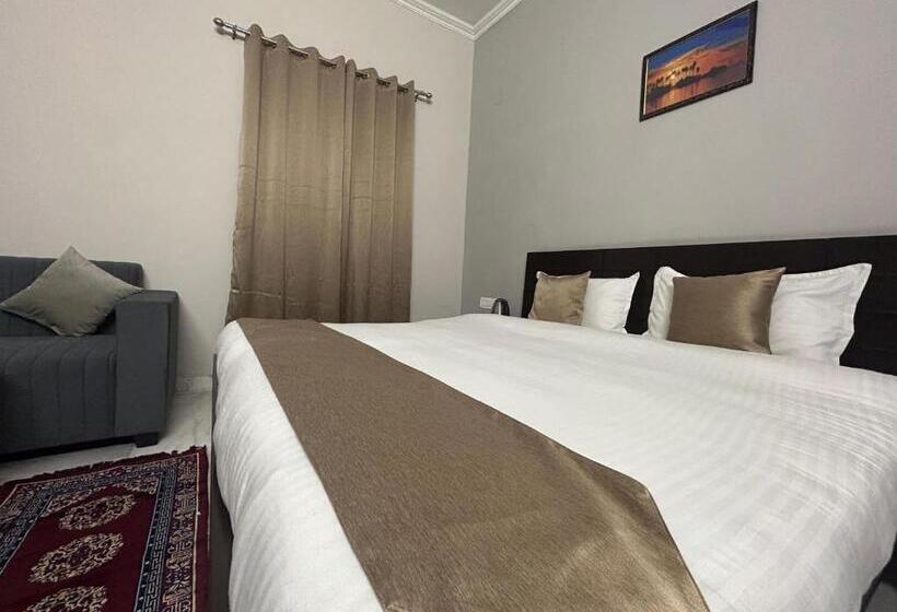 StandaardKamer, Raj Residency