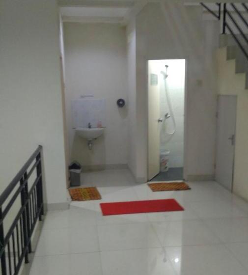 单人经济间, De Novaren Guesthouse