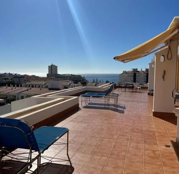 海の見える１ベッドルームアパートメント, Marysol Hotel Apt With Atlantic View